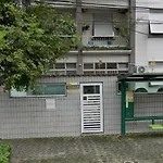 Apartamento No Gonzaga 2 Quadras Da Praia