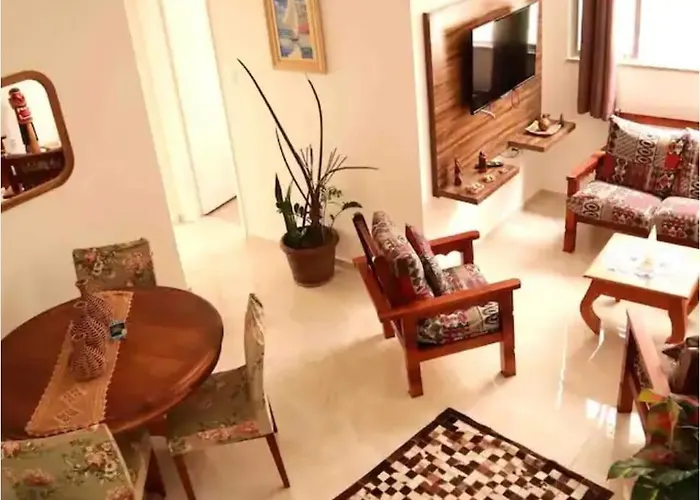 Apartamento No Gonzaga 2 Quadras Da Praia